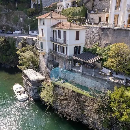 Storica Sul Di Con Darsena Privata * Argegno