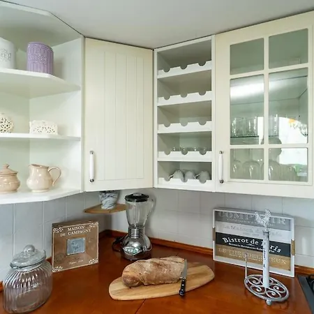 Storica Sul Di Con Darsena Privata *