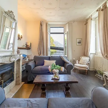 Appartement Storica Sul Di Con Darsena Privata *