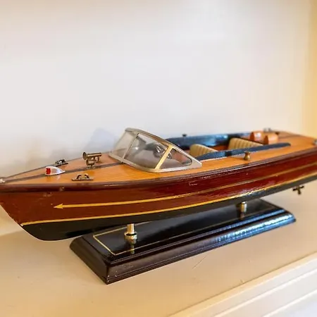 Storica Sul Di Con Darsena Privata Appartement Argegno