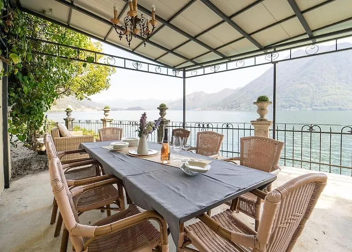 Storica Sul Di Con Darsena Privata Ардженьо