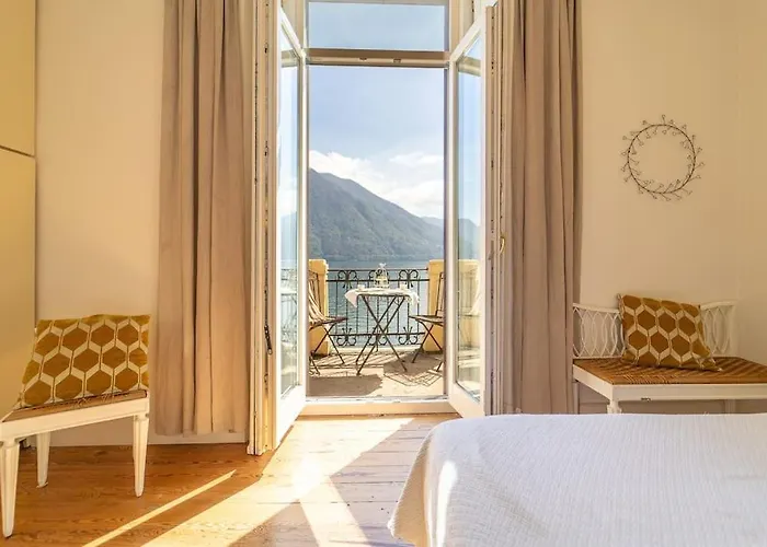 Storica Sul Di Con Darsena Privata Ардженьо