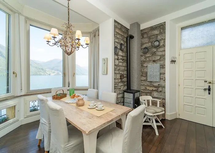 Storica Sul Di Con Darsena Privata * Ардженьо