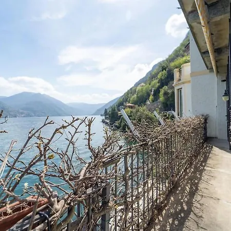 Appartamento Storica Sul Di Con Darsena Privata Argegno